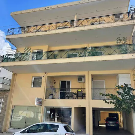 Apartman Location! Spacious 2 Bdrm With Balcony *